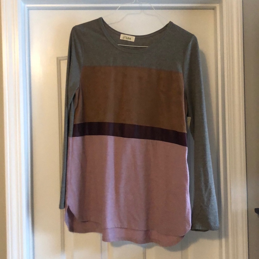 Long sleeve boutique style top